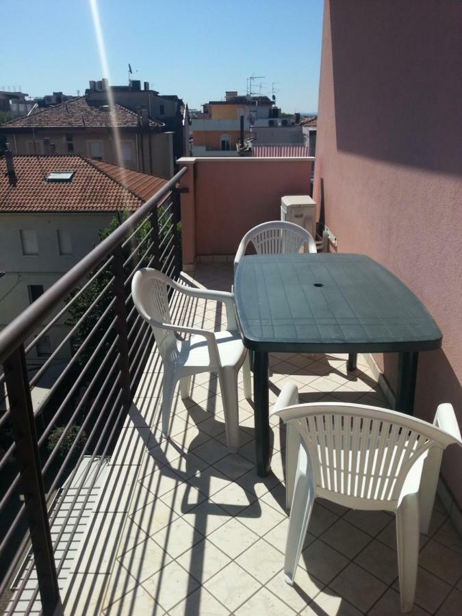 Apartament Vista Mare Rimini Zewnętrze zdjęcie
